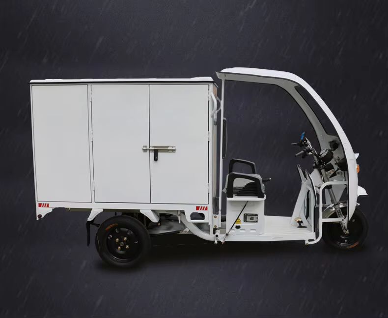 Efficient Semi-Enclosed Electric Tricycle for Cargo Transport Solutions 3