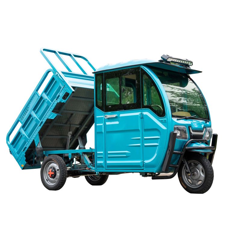 High-Performance Electric Cargo Tricycle with Hydraulic Lift for Efficient Transportation 2