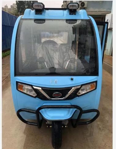 High-Performance Electric Tricycle for Efficient Cargo Delivery Solutions 2